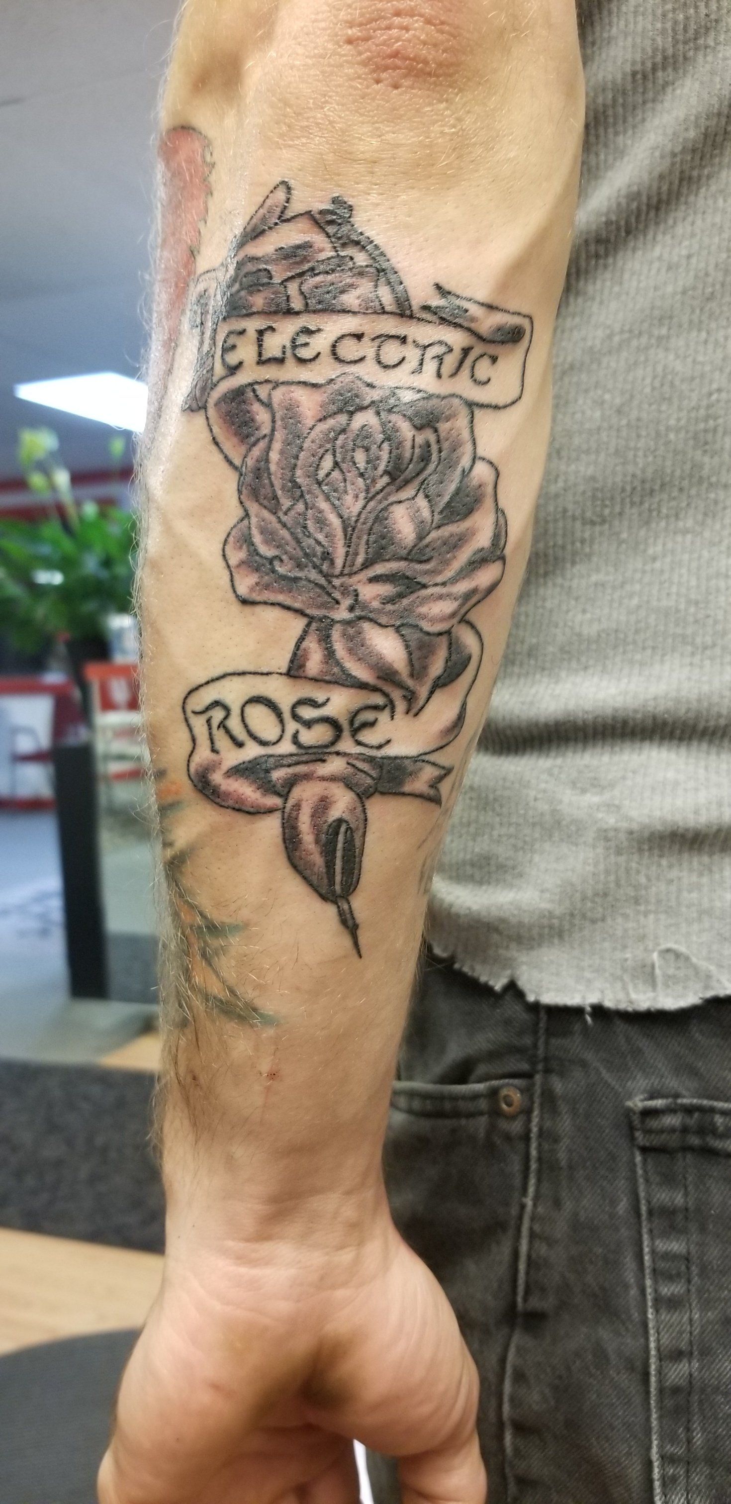 Gallery Electric Rose Tattoo South Bend, Indiana