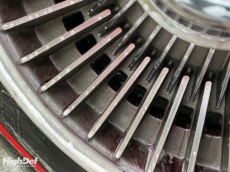 1967 Corvette Sting Ray Wheel Cleaning