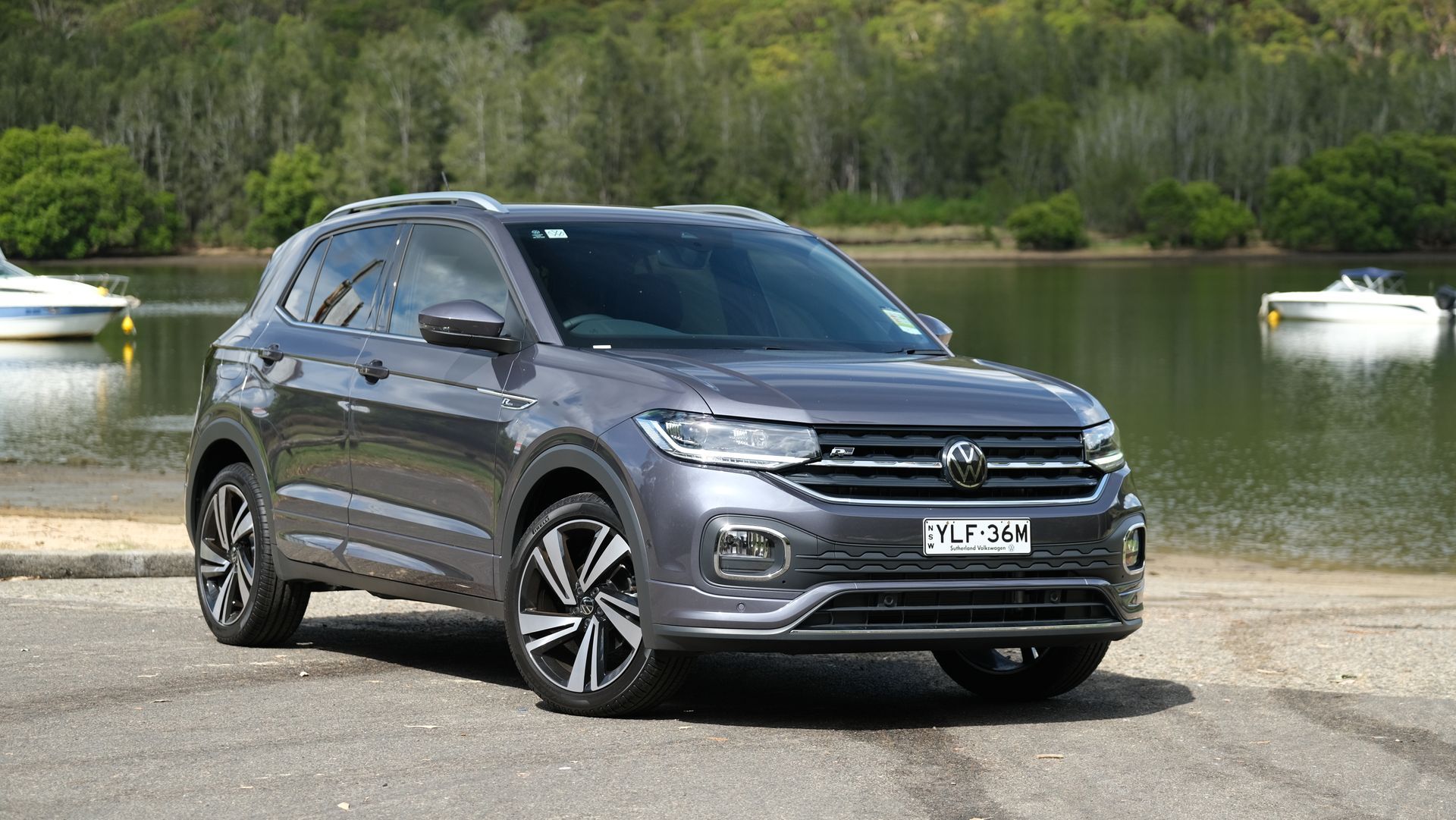 Exploring the 2022 Volkswagen T-Cross R-Line: Compact Sporty SUV