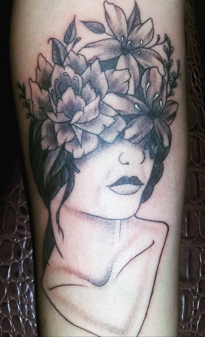 Jess Woman With Flowers — San Antonio, TX — Skin Graphics Tattoos & Body Piercing