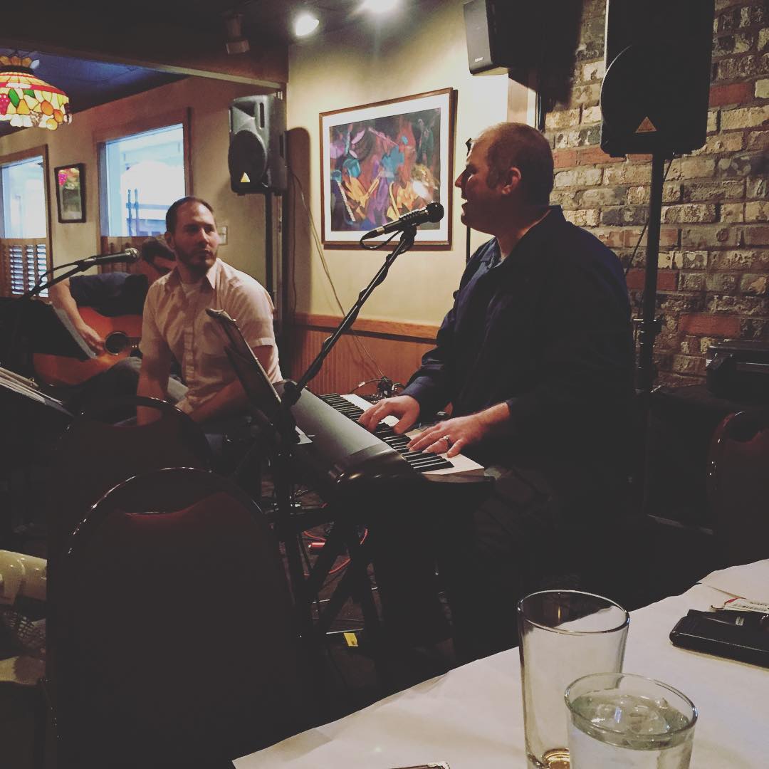 Live Music Colony Pub and Grille in Erie, PA near Presque Isle has