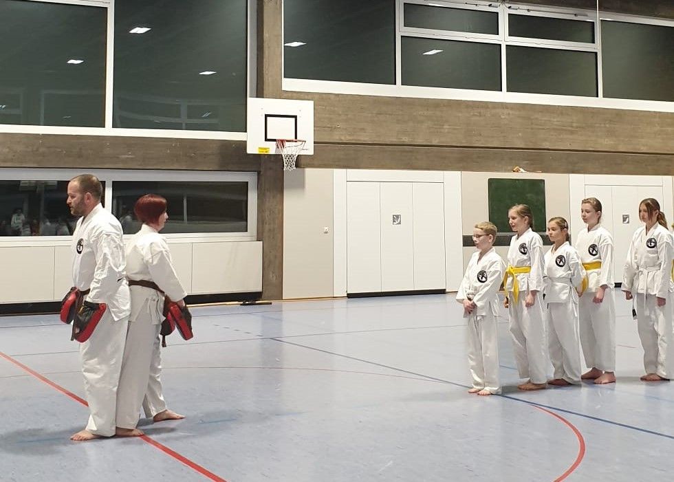 Kempo Karate Sigmaringen ein Verein für Kinder, Jugendliche, Erwachsene. Kampfsportverein mit der Stilrichtung Shaolin Kempo. Karateverein mit Vereinsleben.