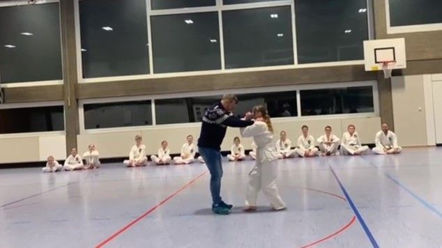 Kempo Karate Sigmaringen ein Verein für Kinder, Jugendliche, Erwachsene. Kampfsportverein mit der Stilrichtung Shaolin Kempo. Karateverein mit Vereinsleben.