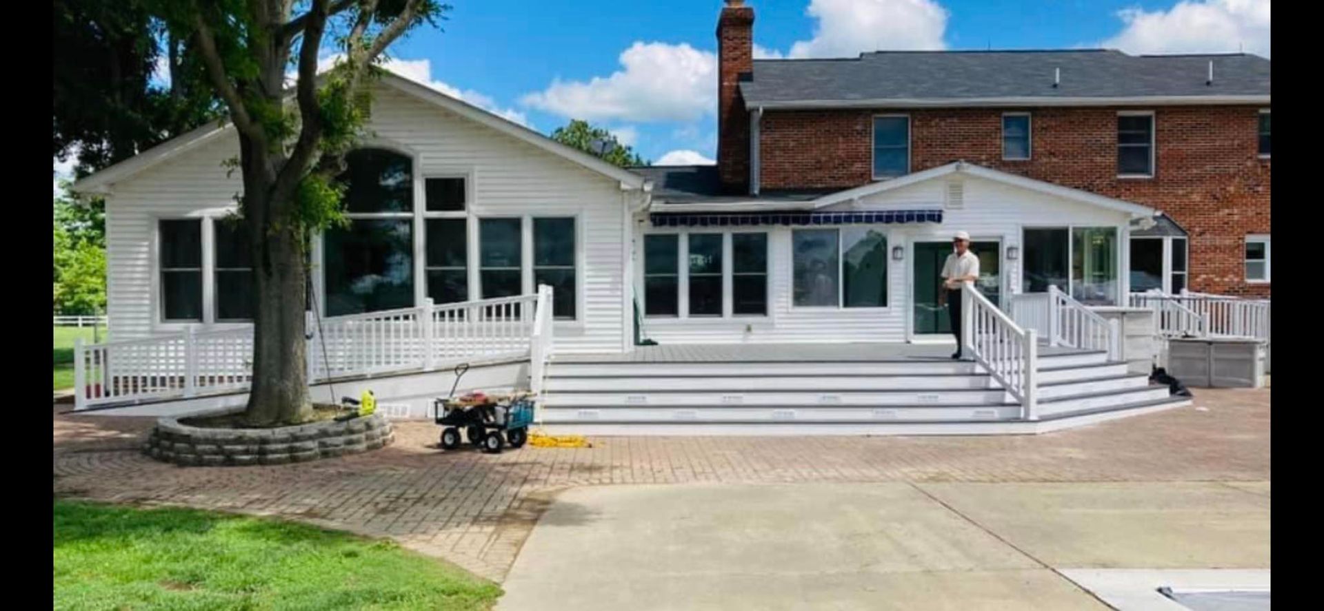 vinyl deck and railing on home in St. Mary's County MD