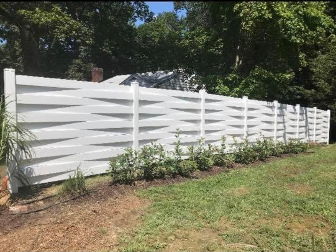 vinyl fence installed in calvert county