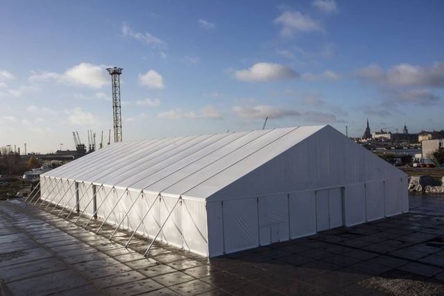 Esterno magazzino temporaneo