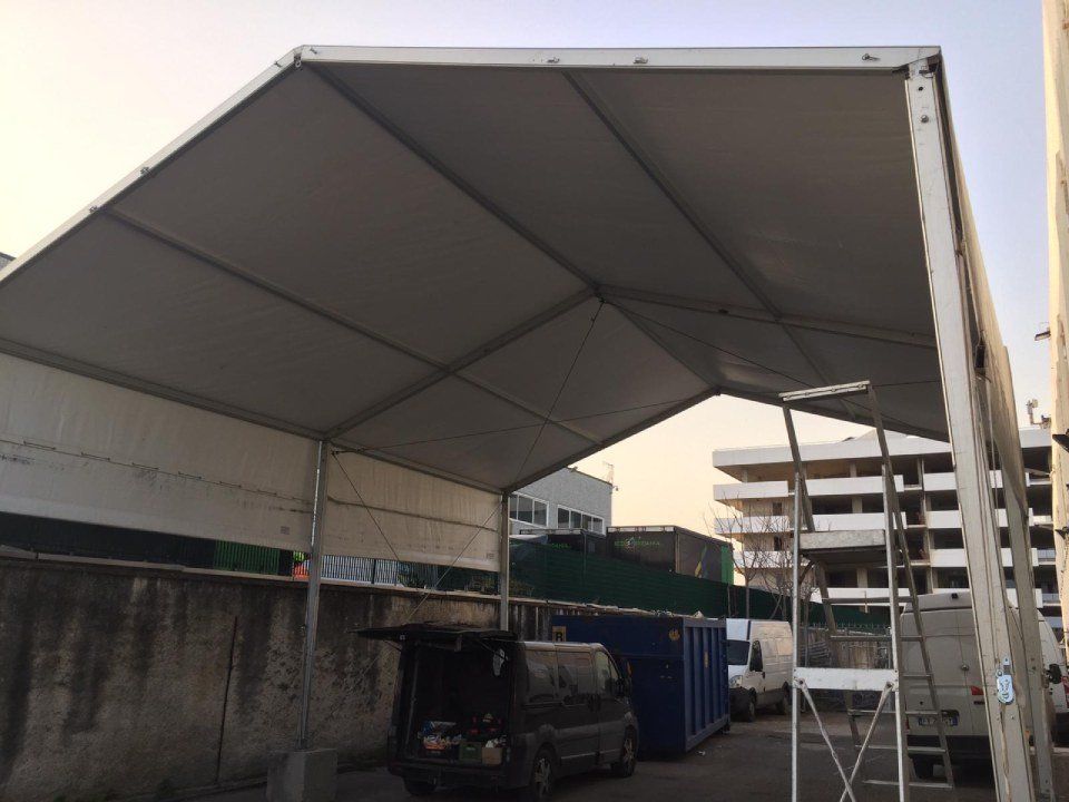 Struttura per il noleggio