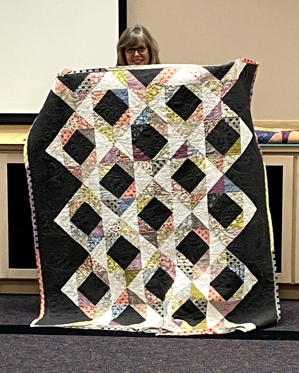 Black Sq n Sq Quilt by Heart of the Basin Quilt Guild in Klamath Falls
