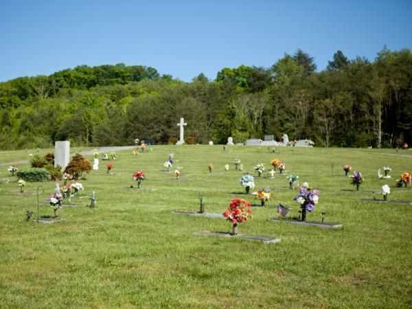 Photos of Rhea Memory Gardens