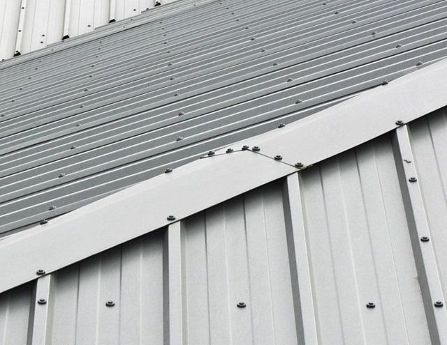 New Braunfels Roofers: Screw Down vs Standing Seam Metal Roof