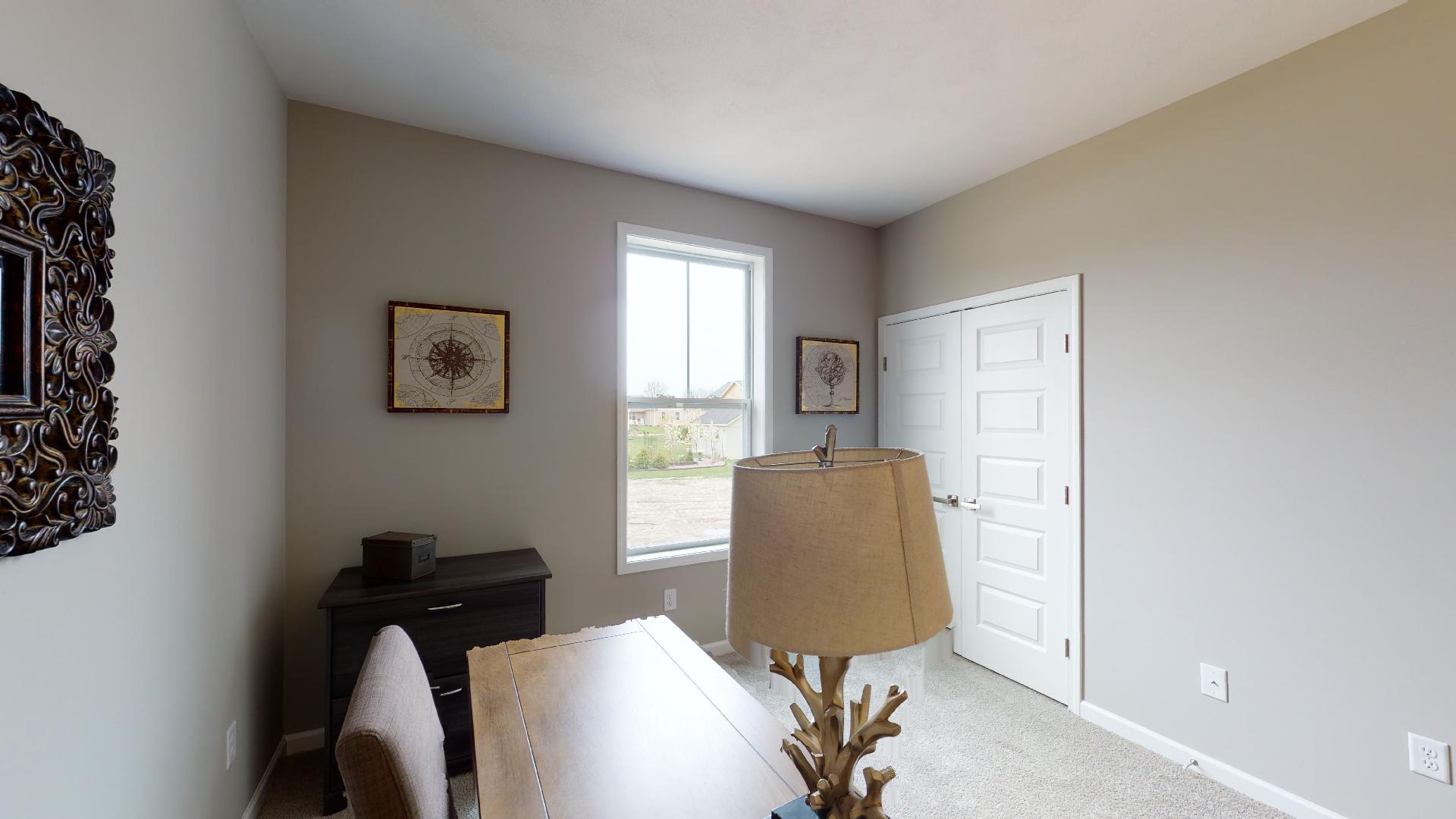 flex room or bedroom