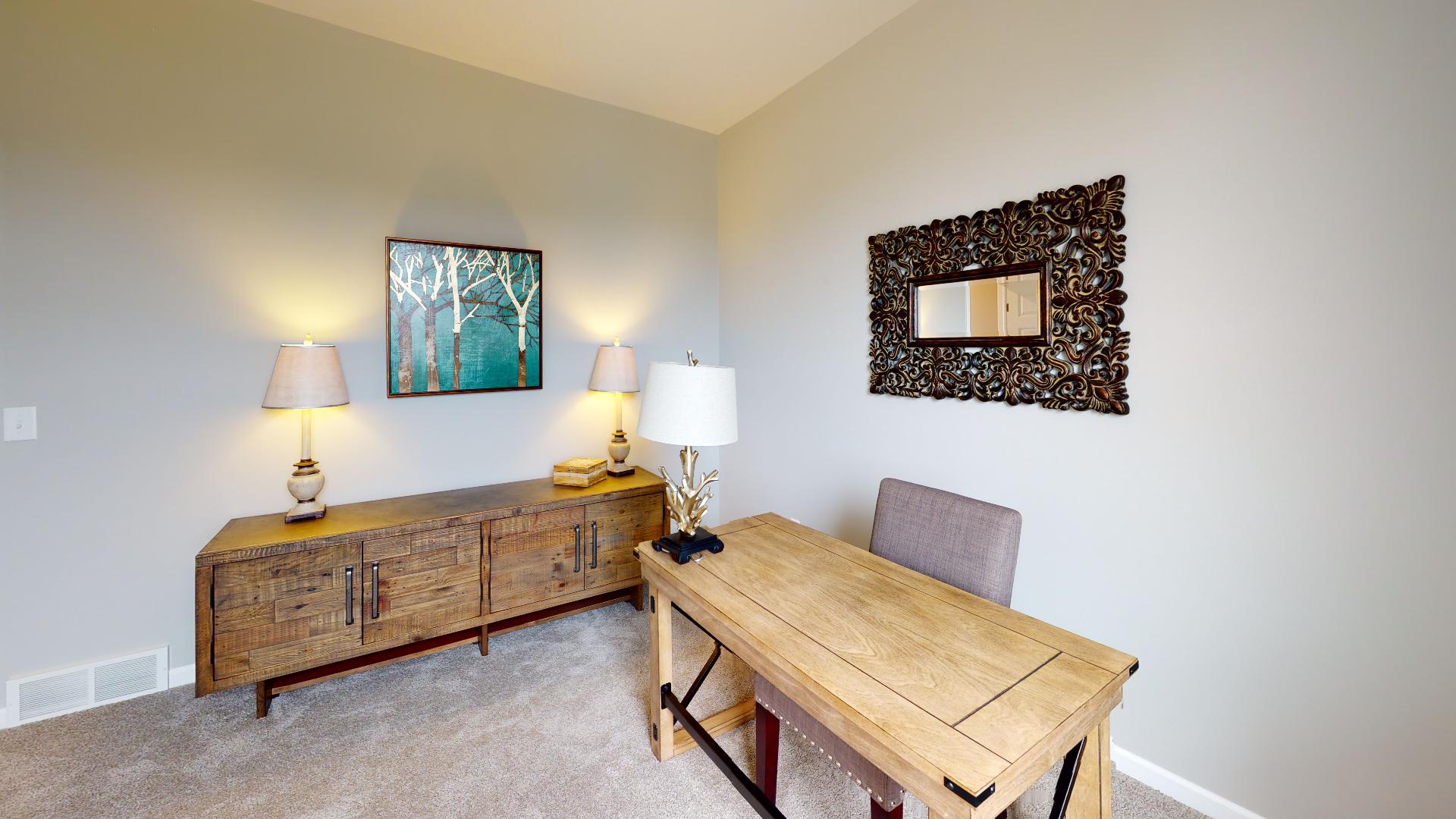 flex room or bedroom