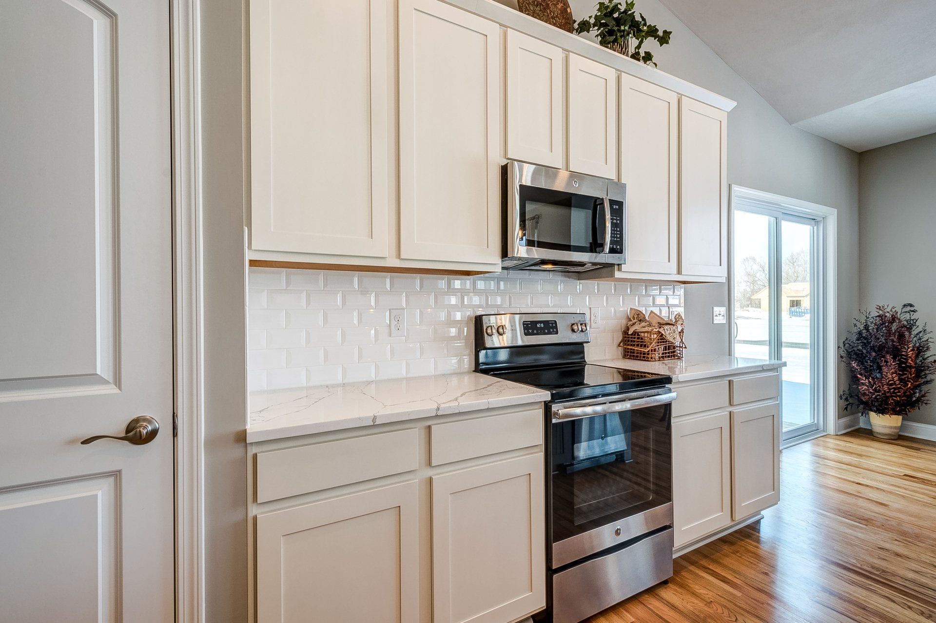 cabinets around microwave and range