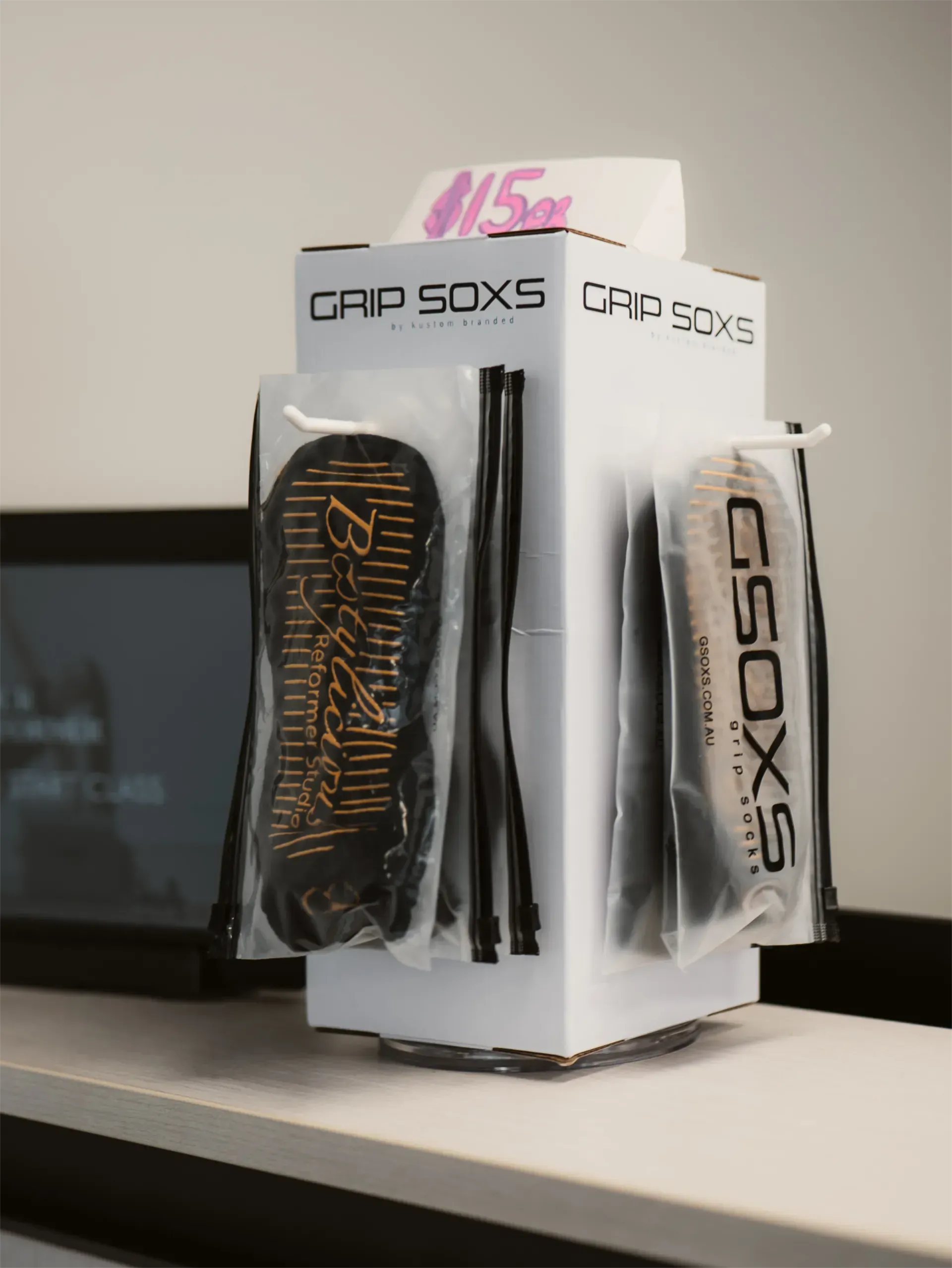 TOOWOOMBA REFORMER PILATES SOCKS