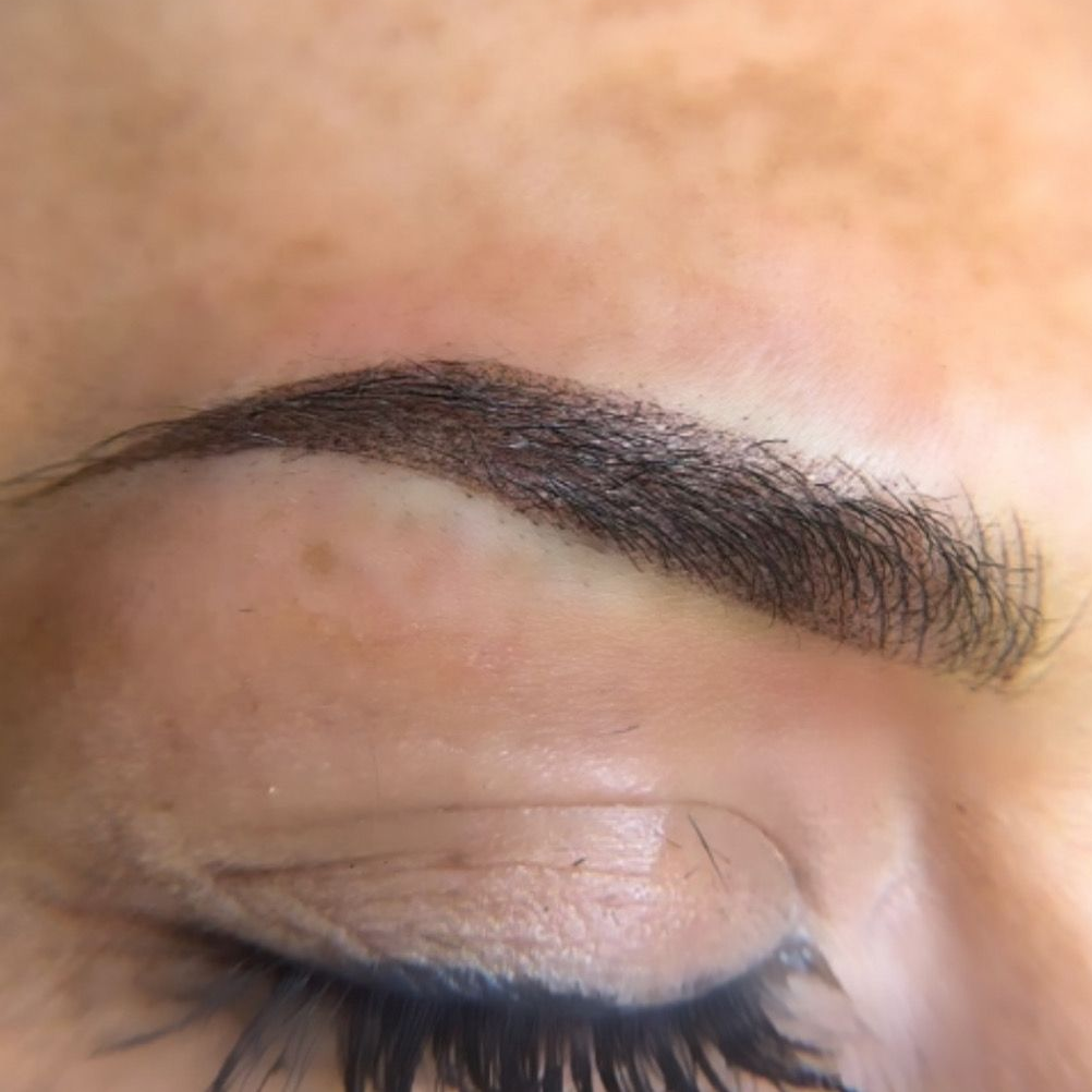 Microshading Combo Brows near me in Austin, Tx Georgetown, Tx Cedar Park, Tx. natural looking permanent makeup