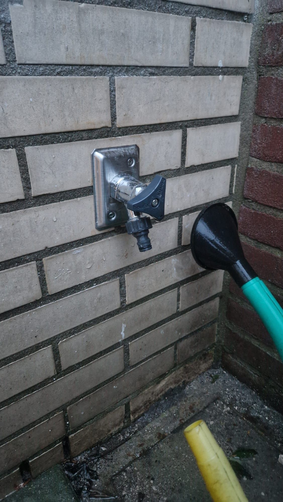 Nieuwe buitenkraan Driebergen