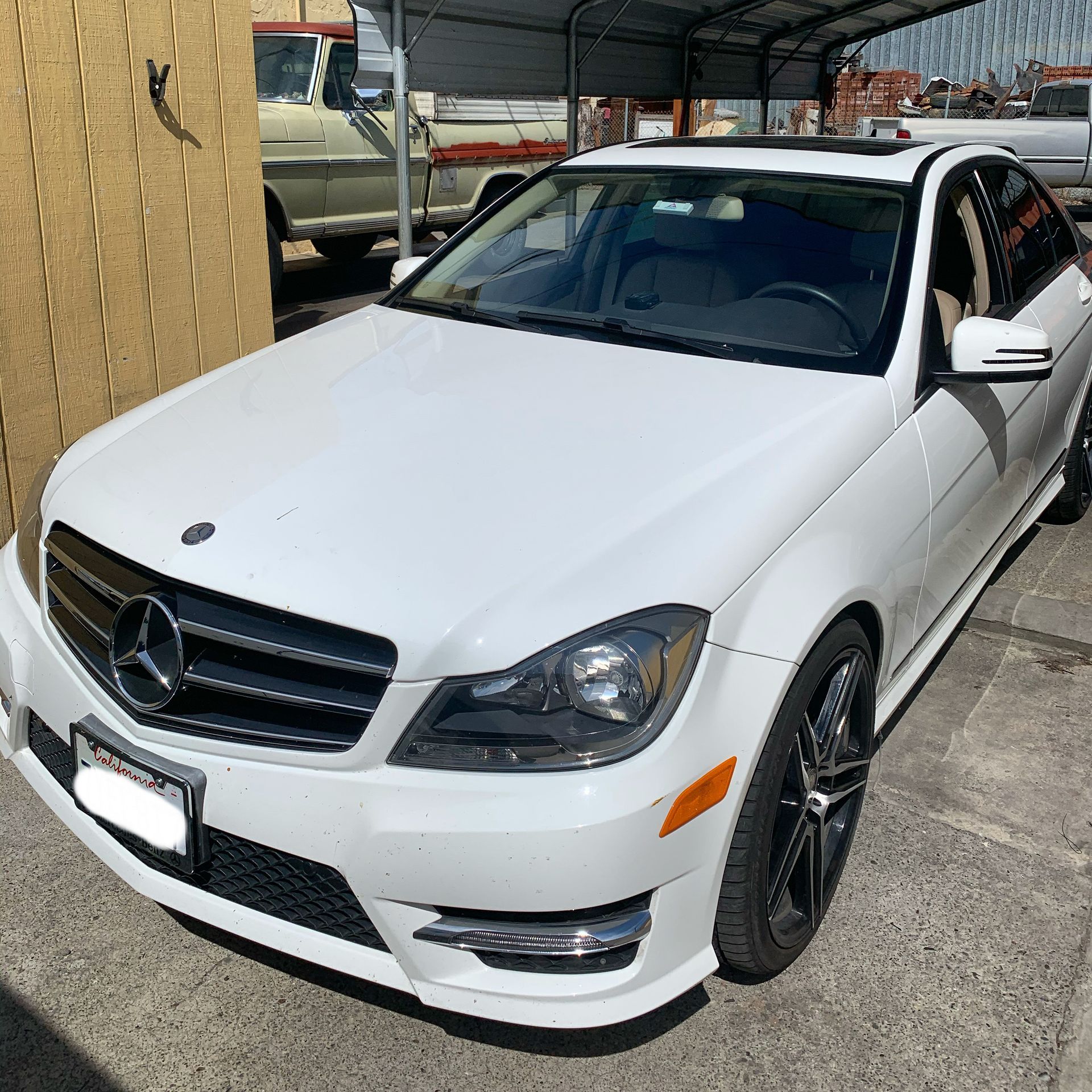 Mercedes Windshield Replacement in Santa Rosa, CA