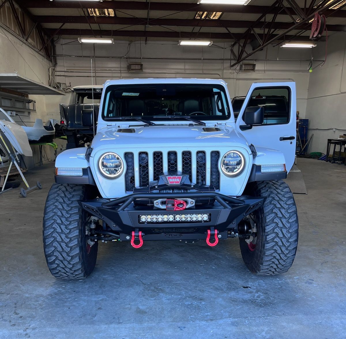 Jeep Wrangler Windshield Replacement in Santa Rosa, CA