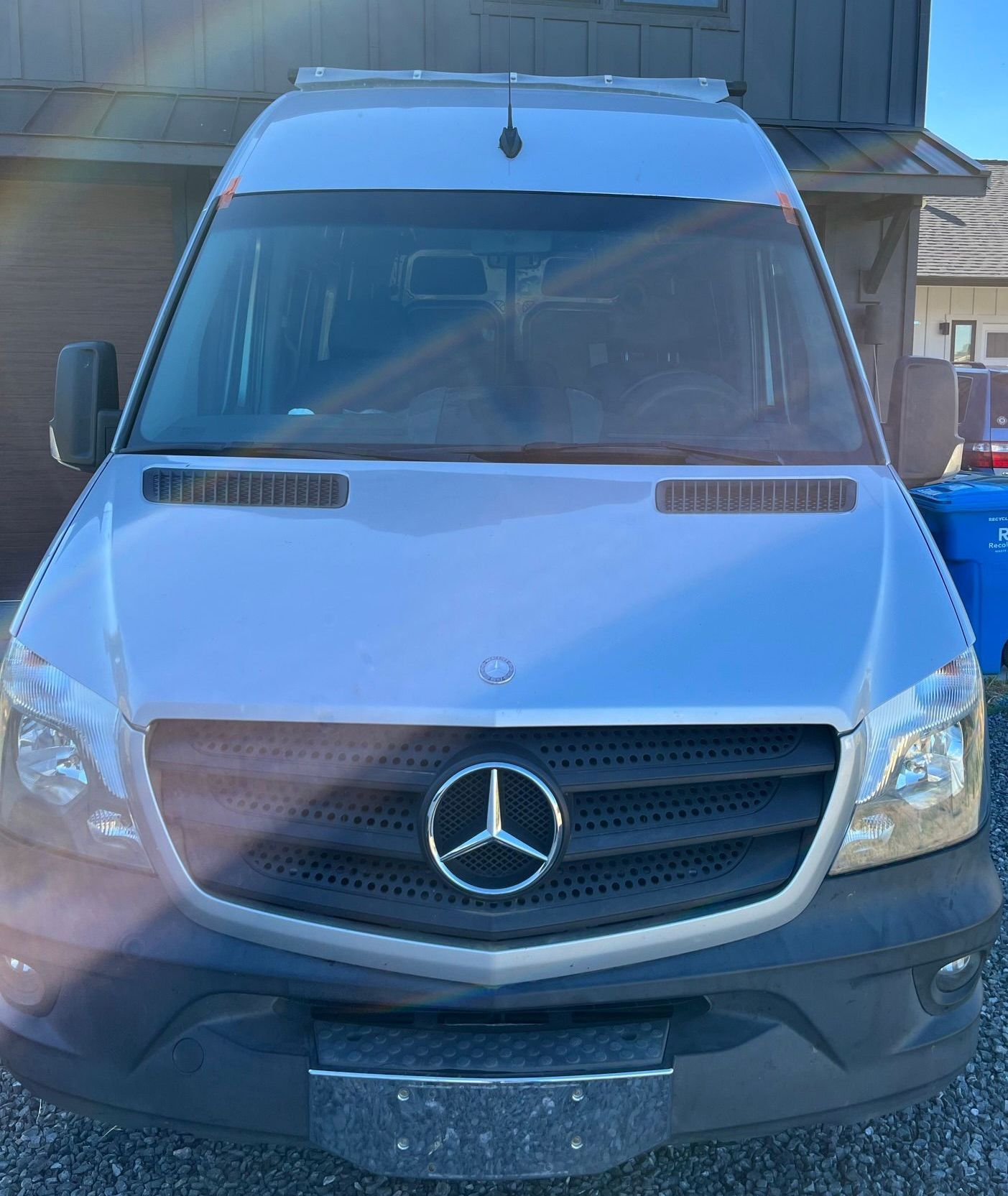 Mercedes Auto Glass Repair in Windsor, CA