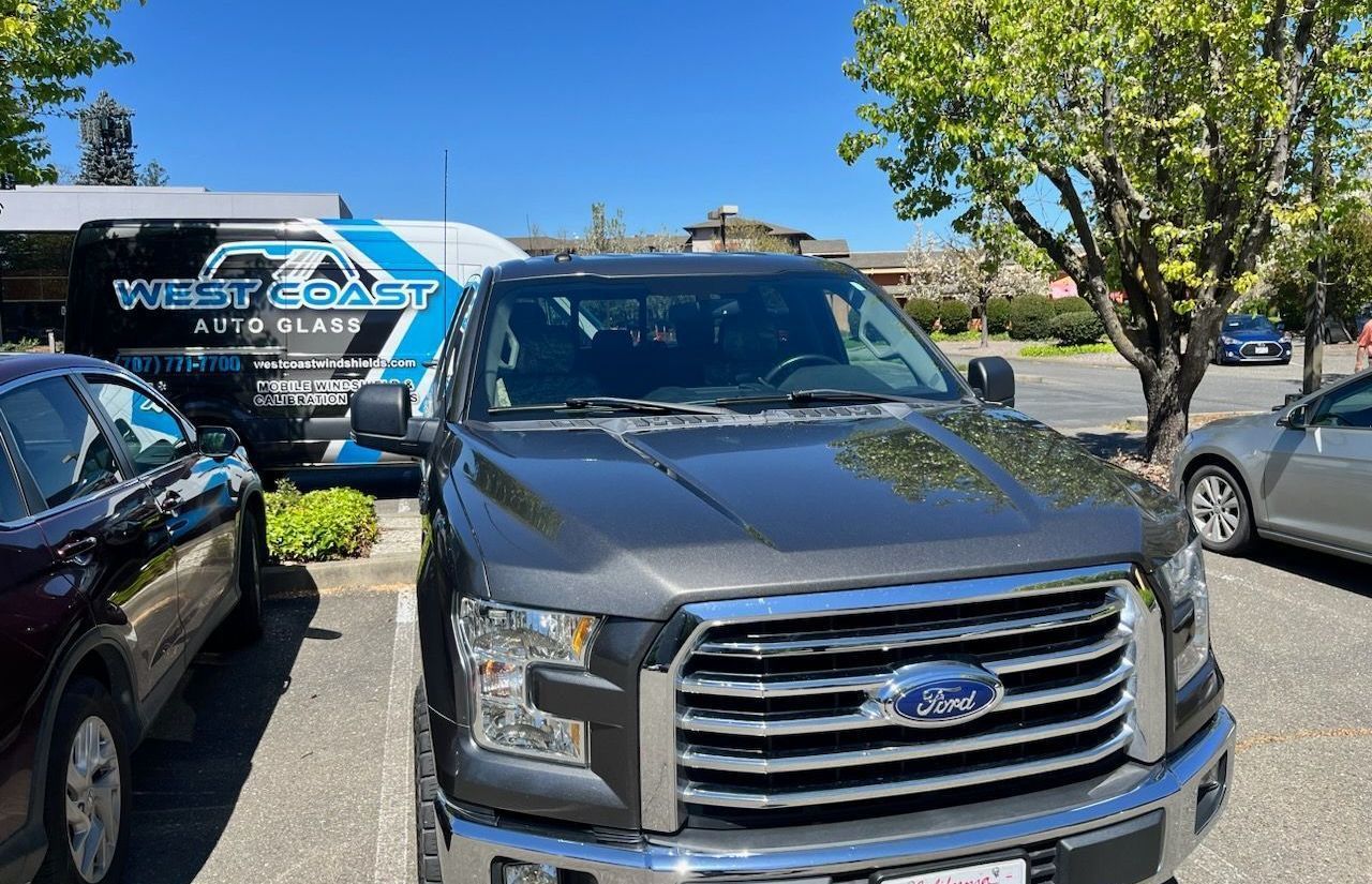 Windshield replacement company near Santa Rosa, CA
