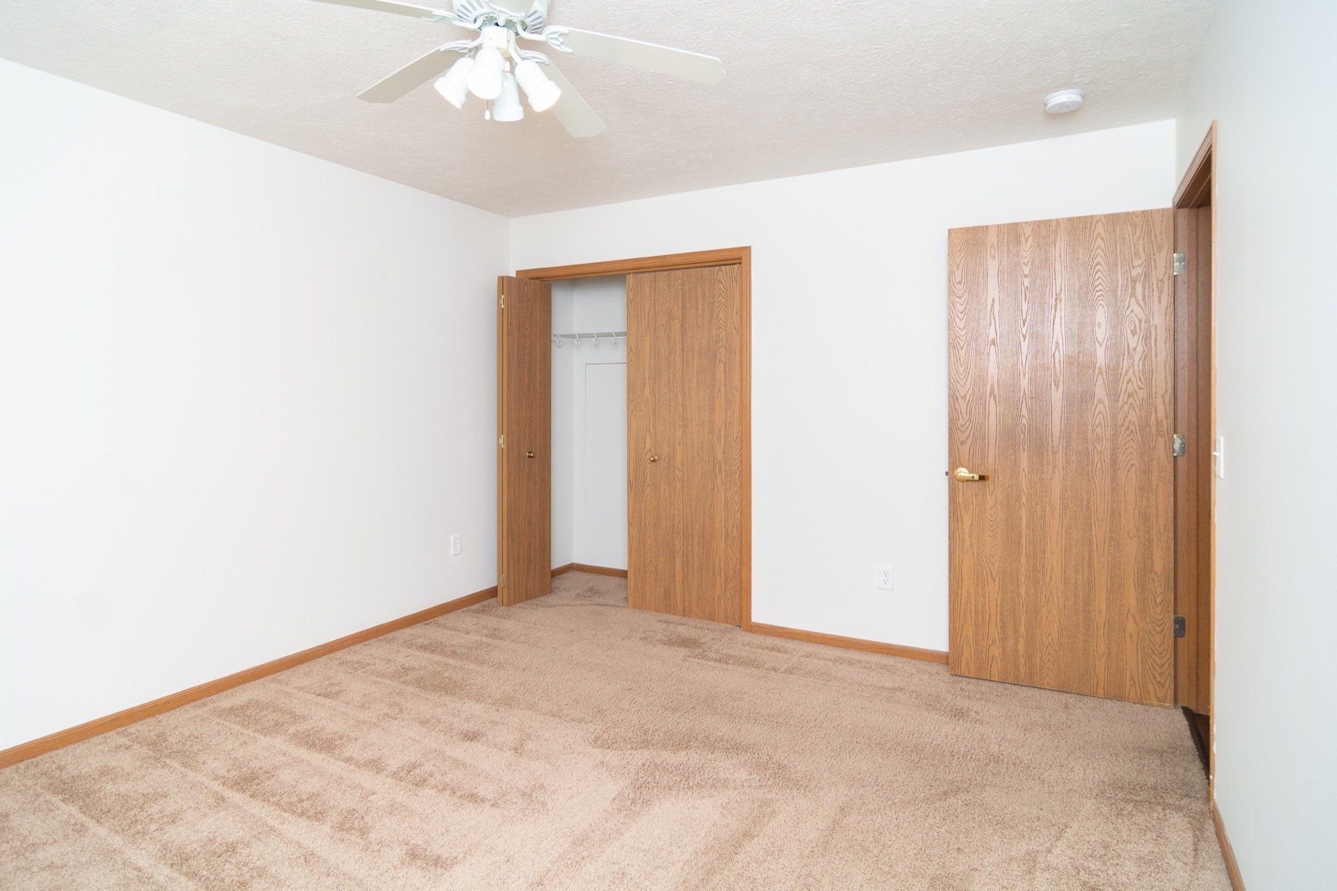 Meredith Manor Apartments