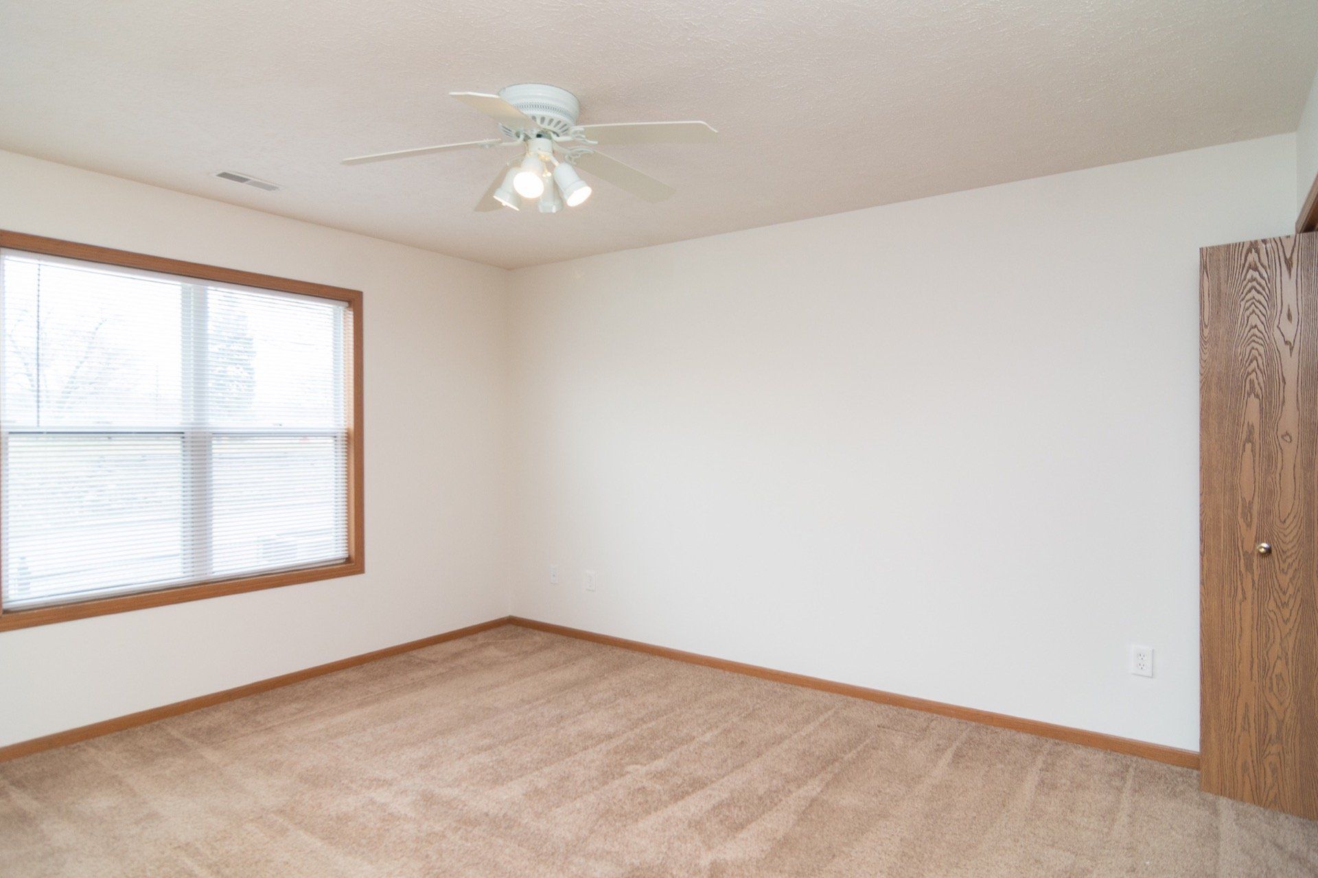 Meredith Manor Apartments