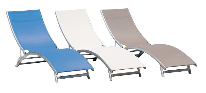 Sdraio per esterni con diverse finiture