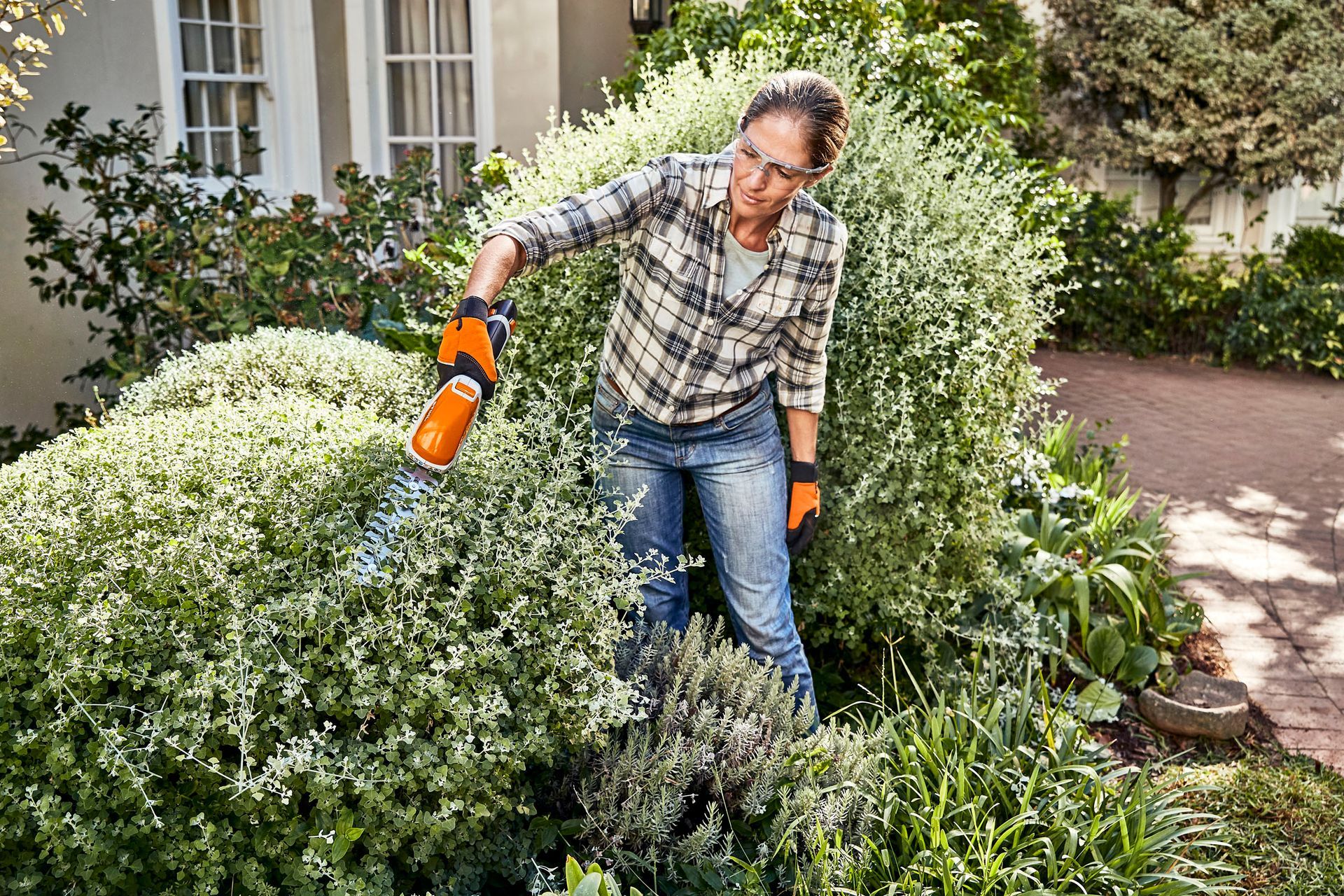 Taille-haie Stihl vendu par AMR Greentech à Jodoigne