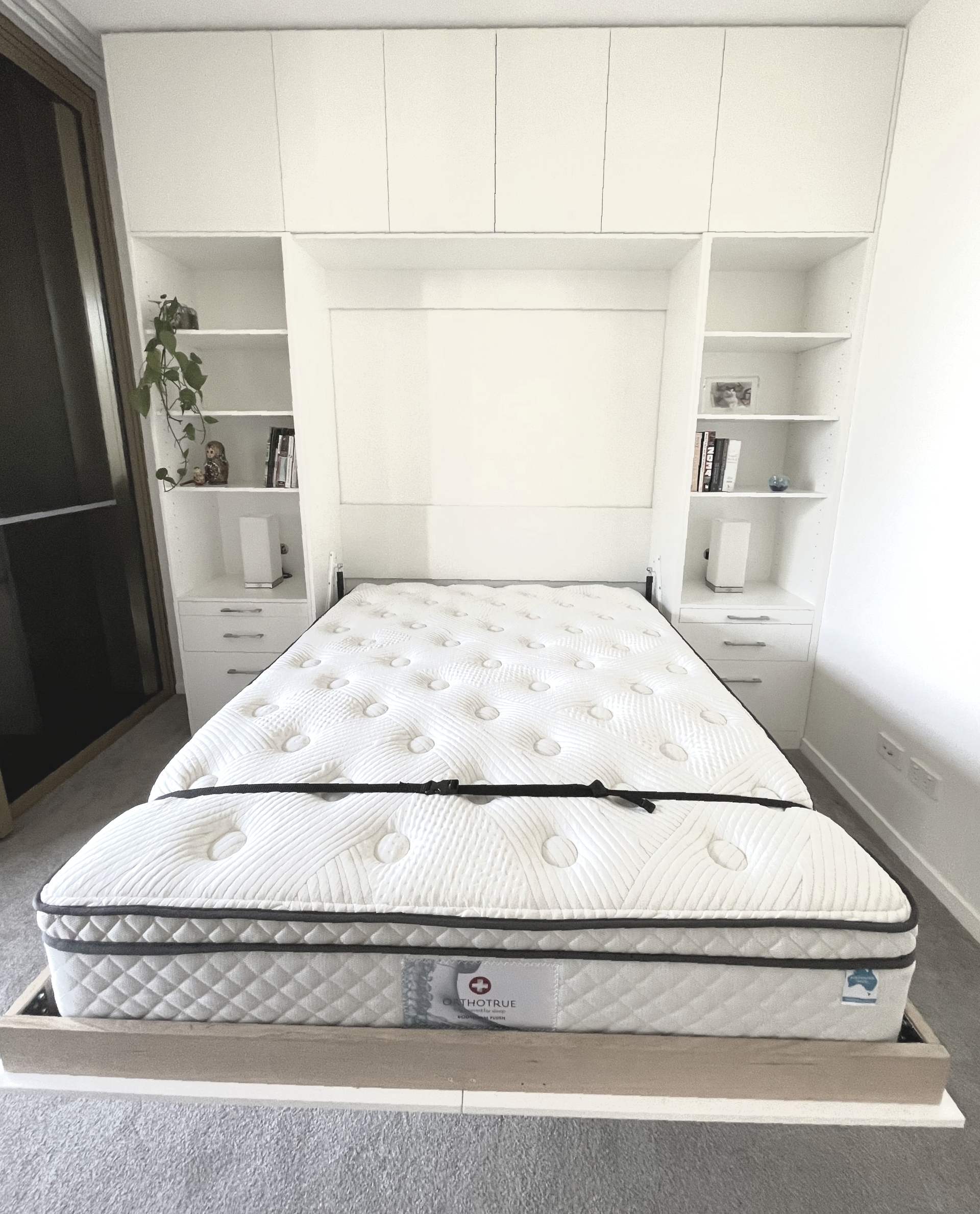 BSD Queen bed, full storage, shadow line to ceiling, open