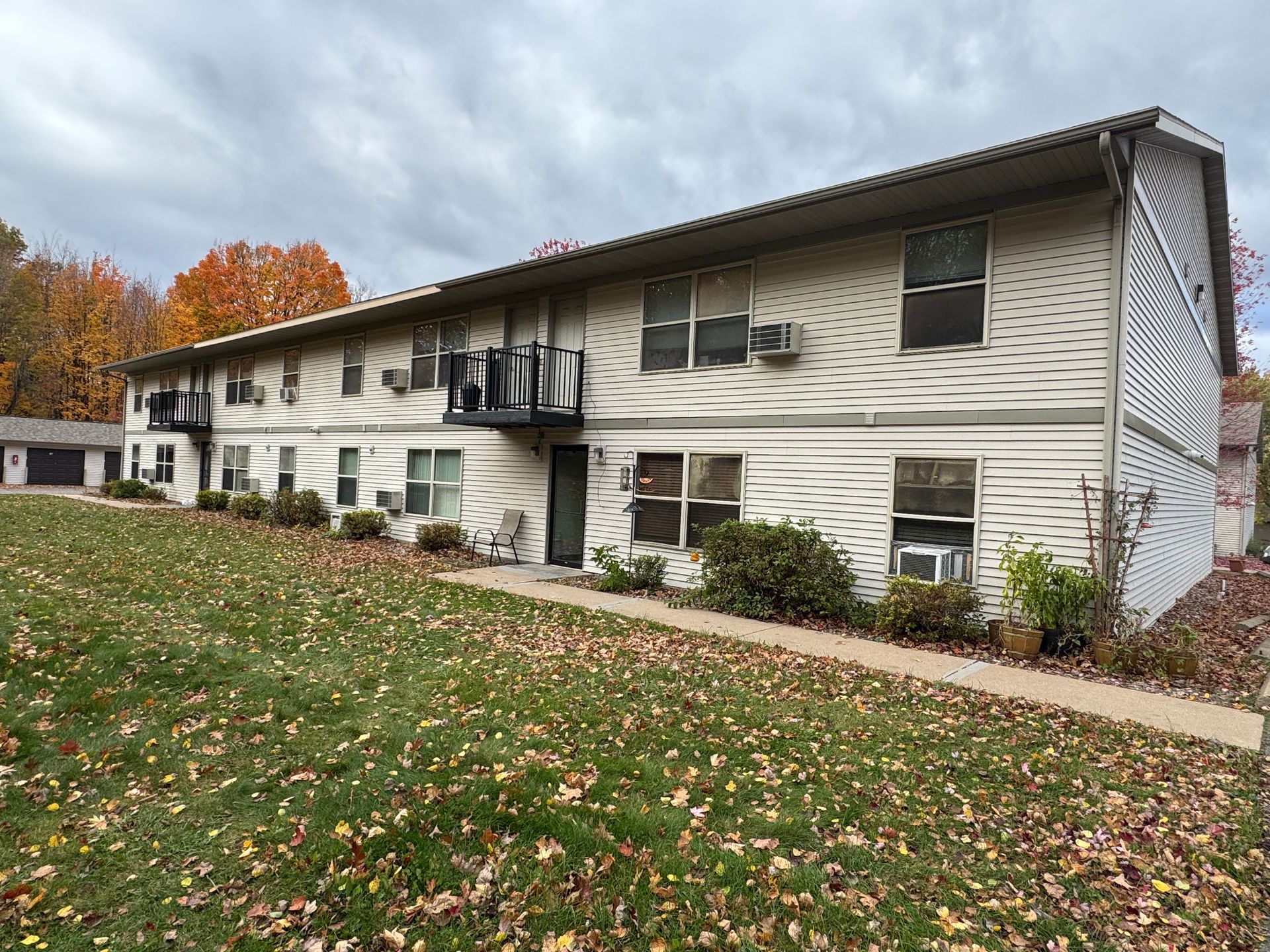 Welcome to Countryside Apartments, a clean and well-maintained community located on a peaceful dead-end street in Mosinee, WI. Offering a quiet residential atmosphere, this property is perfectly situated close to major routes, local employers, and daily amenities. The community features two-story buildings comprised of efficient one-bedroom apartment homes. Residents enjoy a low-maintenance lifestyle with heat, water, and trash service included in the rent. With detached garages, on-site laundry, and updated interiors featuring modern finishes in select units, Countryside Apartments provides a comfortable and convenient place to call home.