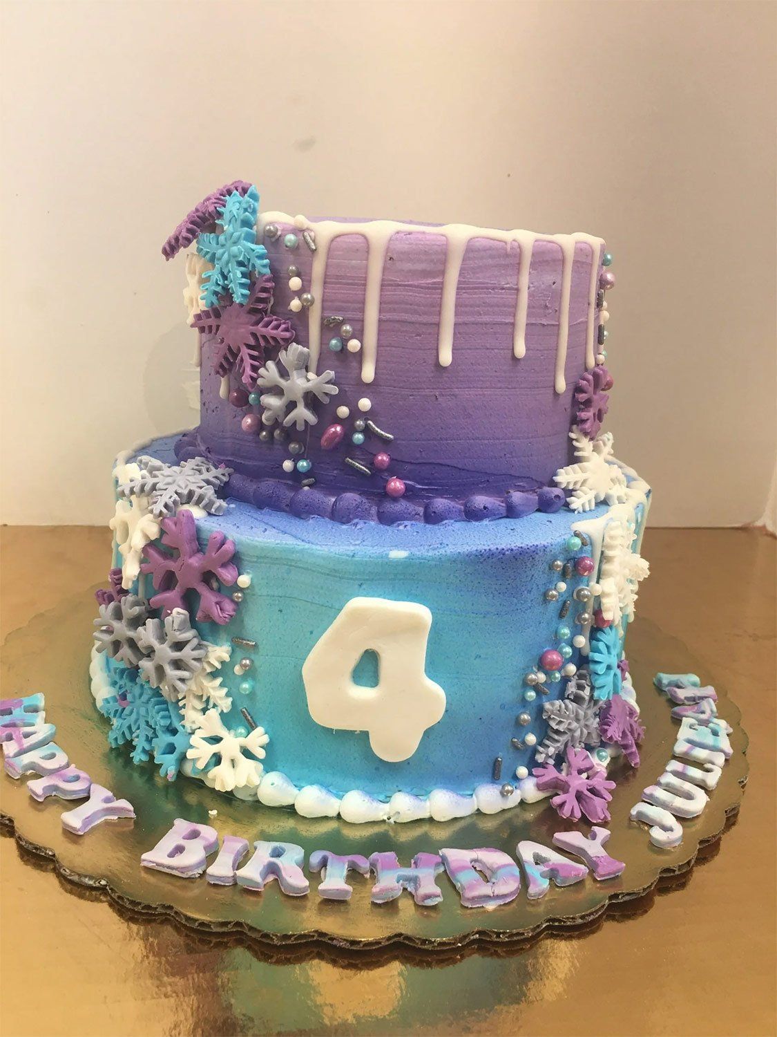 Winter Cake Design — Amsterdam, NY — Rosito's Bakery