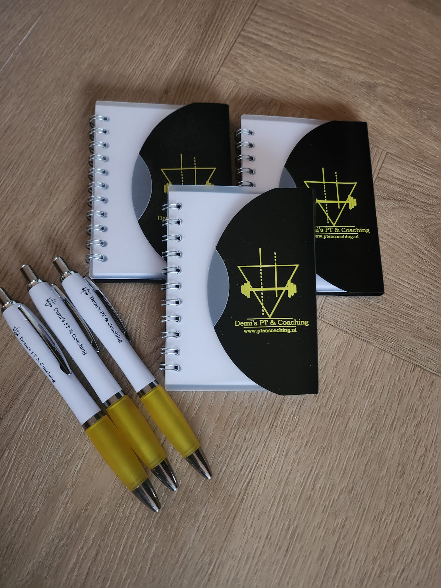 Notitieblokje en pen