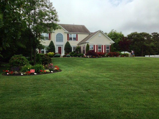 Luxury House and its Yard - Landscaping in Egg Harbor Township, NJ