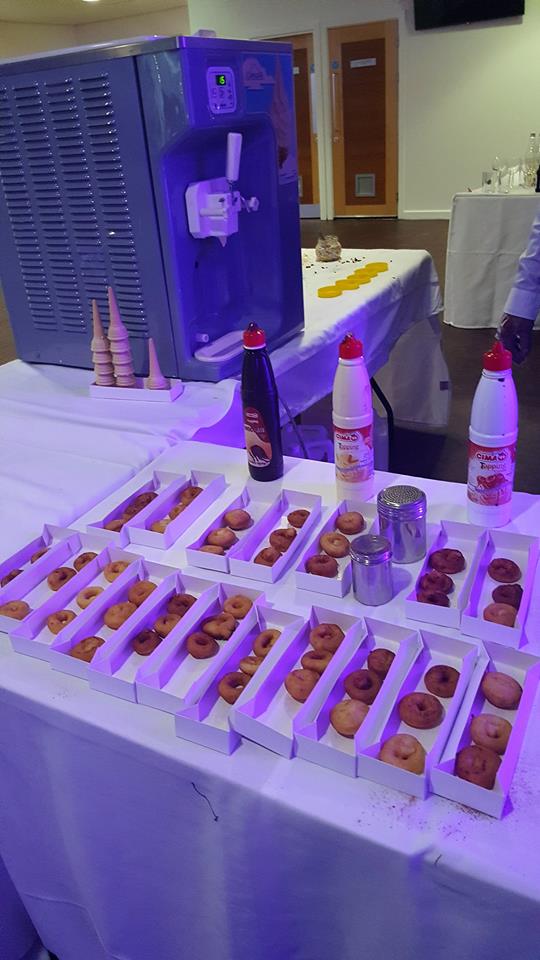 Live dessert counter for parties example 5