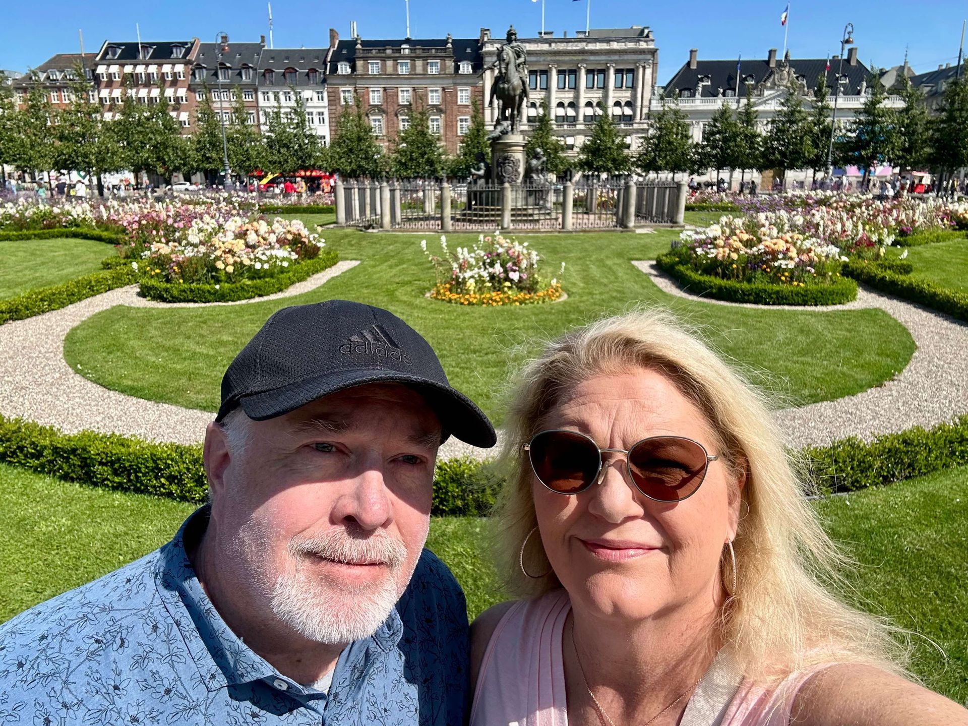 Lynae and Darin in France