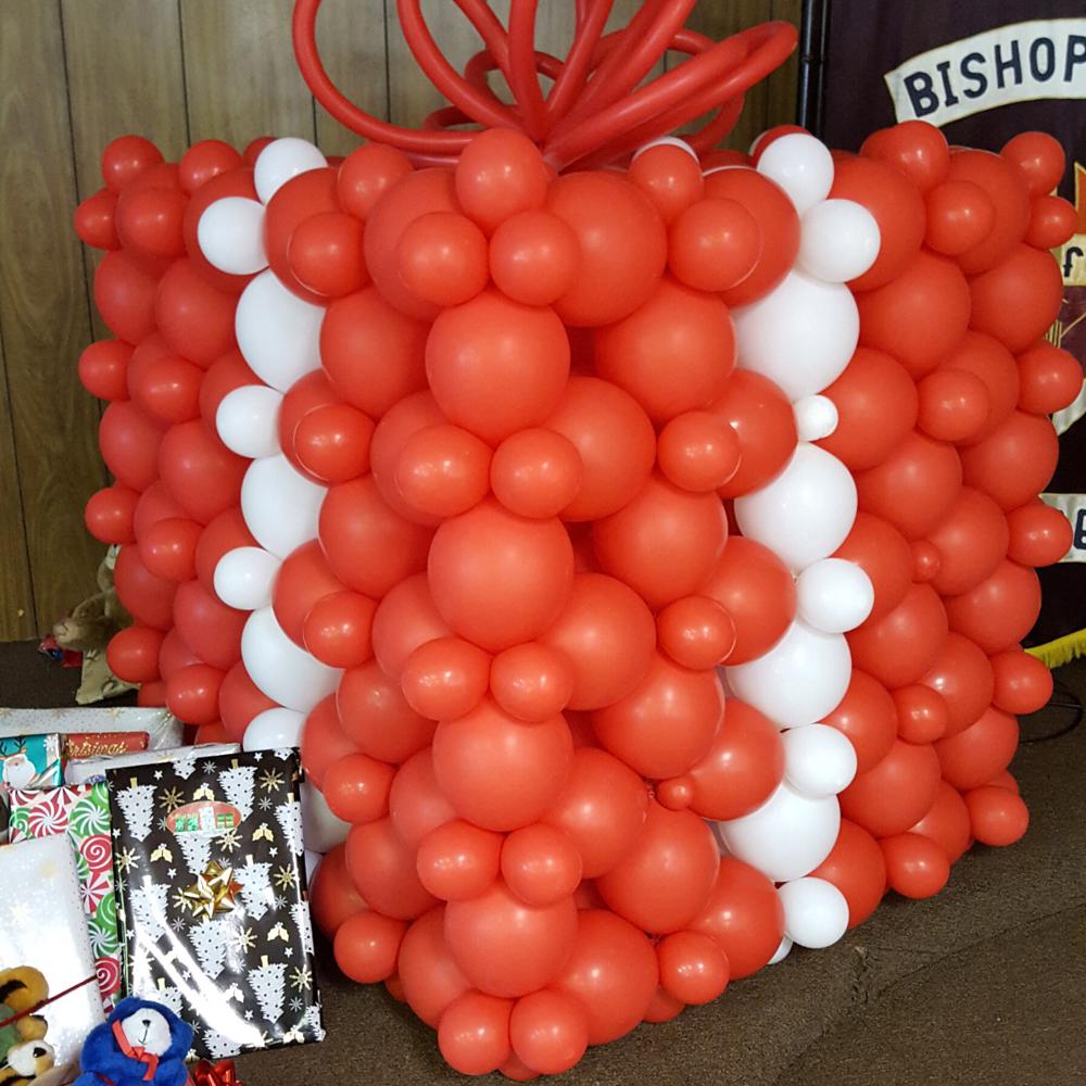 4ft Balloon Present
