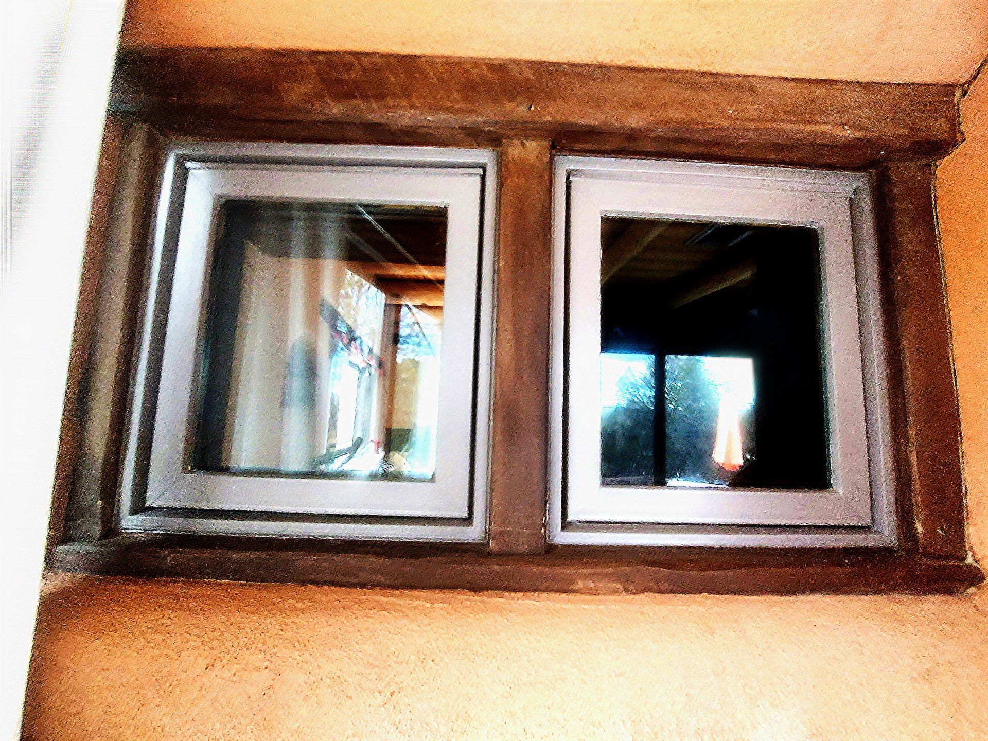 Bend OR, Santa Fe County NM, Glorieta NM, Pecos NM, Rowe NM, Ilfeld NM, San Jose NM, Serafina NM, Tecolote NM, Las Vegas NM, Cañoncito NM, Cañada de los Alamos NM, Santa Fe NM, Agua Fria NM, La Cienega NM, Algodones NM, Santa Ana Pueblo NM, Bernalillo NM, Rio Rancho NM, North Valley NM, Albuquerque NM, Interior Painting, Exterior Painting, Small Commercial, Staining, Women - Owned Painting Company, Painting, Interior Painting, Exterior Painting, Residential Painting, Mural Artist, Mural Painting, Staining, Deck Staining, Railing Staining, Cabinet Staining, Trim Staining, Specialty Painting, Furniture Painting, Furniture Staining, Furniture Oiling, Furniture Refurbishment, Small Commercial Painting, New Build Painting, New Construction Painting