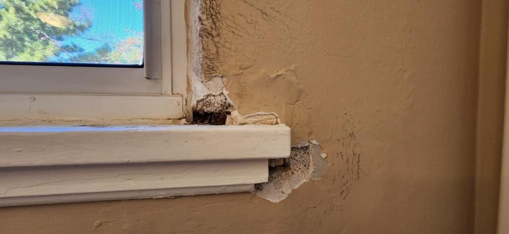 Bend OR, Santa Fe County NM, Glorieta NM, Pecos NM, Rowe NM, Ilfeld NM, San Jose NM, Serafina NM, Tecolote NM, Las Vegas NM, Cañoncito NM, Cañada de los Alamos NM, Santa Fe NM, Agua Fria NM, La Cienega NM, Algodones NM, Santa Ana Pueblo NM, Bernalillo NM, Rio Rancho NM, North Valley NM, Albuquerque NM, Interior Painting, Exterior Painting, Small Commercial, Staining, Women - Owned Painting Company, Painting, Interior Painting, Exterior Painting, Residential Painting, Mural Artist, Mural Painting, Staining, Deck Staining, Railing Staining, Cabinet Staining, Trim Staining, Specialty Painting, Furniture Painting, Furniture Staining, Furniture Oiling, Furniture Refurbishment, Small Commercial Painting, New Build Painting, New Construction Painting