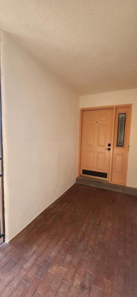 Bend OR, Santa Fe County NM, Glorieta NM, Pecos NM, Rowe NM, Ilfeld NM, San Jose NM, Serafina NM, Tecolote NM, Las Vegas NM, Cañoncito NM, Cañada de los Alamos NM, Santa Fe NM, Agua Fria NM, La Cienega NM, Algodones NM, Santa Ana Pueblo NM, Bernalillo NM, Rio Rancho NM, North Valley NM, Albuquerque NM, Interior Painting, Exterior Painting, Small Commercial, Staining, Women - Owned Painting Company, Painting, Interior Painting, Exterior Painting, Residential Painting, Mural Artist, Mural Painting, Staining, Deck Staining, Railing Staining, Cabinet Staining, Trim Staining, Specialty Painting, Furniture Painting, Furniture Staining, Furniture Oiling, Furniture Refurbishment, Small Commercial Painting, New Build Painting, New Construction Painting