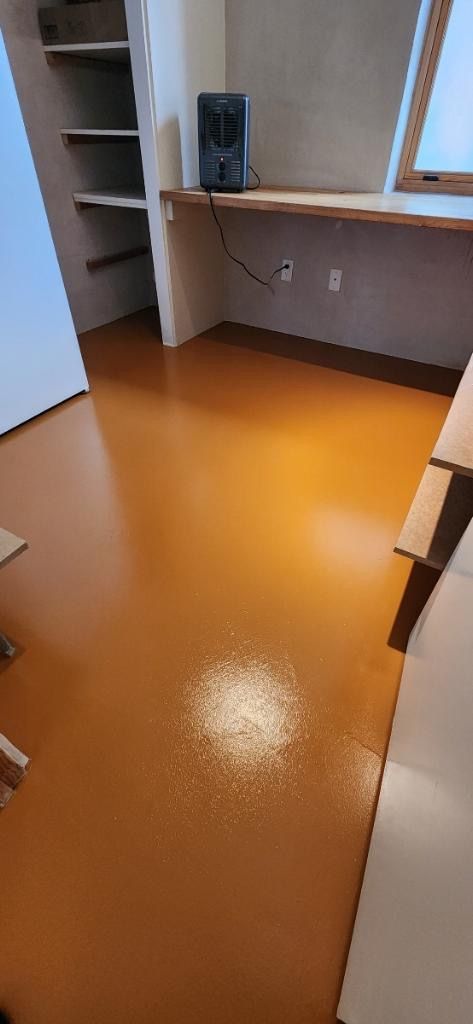 Bend OR, Santa Fe County NM, Glorieta NM, Pecos NM, Rowe NM, Ilfeld NM, San Jose NM, Serafina NM, Tecolote NM, Las Vegas NM, Cañoncito NM, Cañada de los Alamos NM, Santa Fe NM, Agua Fria NM, La Cienega NM, Algodones NM, Santa Ana Pueblo NM, Bernalillo NM, Rio Rancho NM, North Valley NM, Albuquerque NM, Interior Painting, Exterior Painting, Small Commercial, Staining, Women - Owned Painting Company, Painting, Interior Painting, Exterior Painting, Residential Painting, Mural Artist, Mural Painting, Staining, Deck Staining, Railing Staining, Cabinet Staining, Trim Staining, Specialty Painting, Furniture Painting, Furniture Staining, Furniture Oiling, Furniture Refurbishment, Small Commercial Painting, New Build Painting, New Construction Painting