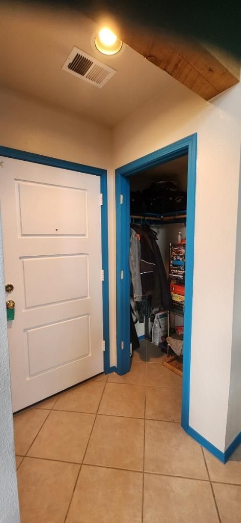 Bend OR, Santa Fe County NM, Glorieta NM, Pecos NM, Rowe NM, Ilfeld NM, San Jose NM, Serafina NM, Tecolote NM, Las Vegas NM, Cañoncito NM, Cañada de los Alamos NM, Santa Fe NM, Agua Fria NM, La Cienega NM, Algodones NM, Santa Ana Pueblo NM, Bernalillo NM, Rio Rancho NM, North Valley NM, Albuquerque NM, Interior Painting, Exterior Painting, Small Commercial, Staining, Women - Owned Painting Company, Painting, Interior Painting, Exterior Painting, Residential Painting, Mural Artist, Mural Painting, Staining, Deck Staining, Railing Staining, Cabinet Staining, Trim Staining, Specialty Painting, Furniture Painting, Furniture Staining, Furniture Oiling, Furniture Refurbishment, Small Commercial Painting, New Build Painting, New Construction Painting