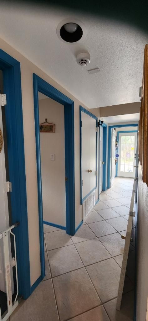 Bend OR, Santa Fe County NM, Glorieta NM, Pecos NM, Rowe NM, Ilfeld NM, San Jose NM, Serafina NM, Tecolote NM, Las Vegas NM, Cañoncito NM, Cañada de los Alamos NM, Santa Fe NM, Agua Fria NM, La Cienega NM, Algodones NM, Santa Ana Pueblo NM, Bernalillo NM, Rio Rancho NM, North Valley NM, Albuquerque NM, Interior Painting, Exterior Painting, Small Commercial, Staining, Women - Owned Painting Company, Painting, Interior Painting, Exterior Painting, Residential Painting, Mural Artist, Mural Painting, Staining, Deck Staining, Railing Staining, Cabinet Staining, Trim Staining, Specialty Painting, Furniture Painting, Furniture Staining, Furniture Oiling, Furniture Refurbishment, Small Commercial Painting, New Build Painting, New Construction Painting