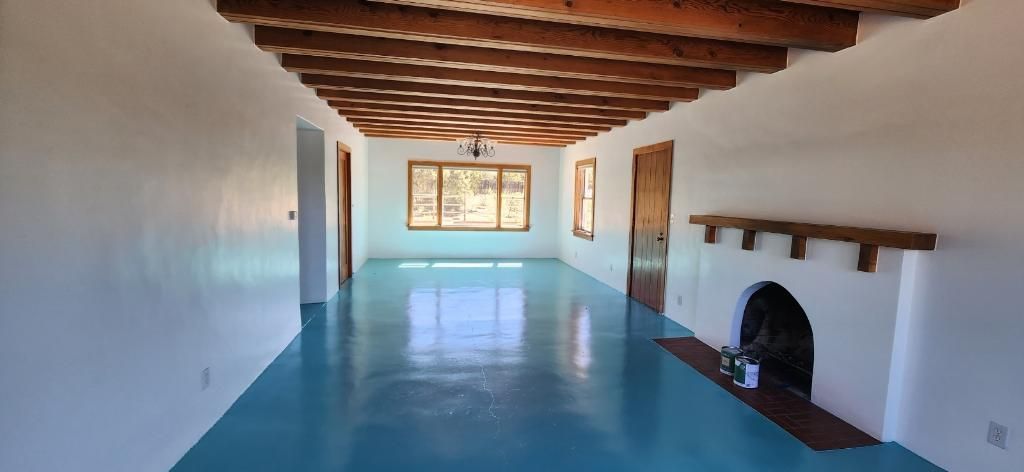 Bend OR, Santa Fe County NM, Glorieta NM, Pecos NM, Rowe NM, Ilfeld NM, San Jose NM, Serafina NM, Tecolote NM, Las Vegas NM, Cañoncito NM, Cañada de los Alamos NM, Santa Fe NM, Agua Fria NM, La Cienega NM, Algodones NM, Santa Ana Pueblo NM, Bernalillo NM, Rio Rancho NM, North Valley NM, Albuquerque NM, Interior Painting, Exterior Painting, Small Commercial, Staining, Women - Owned Painting Company, Painting, Interior Painting, Exterior Painting, Residential Painting, Mural Artist, Mural Painting, Staining, Deck Staining, Railing Staining, Cabinet Staining, Trim Staining, Specialty Painting, Furniture Painting, Furniture Staining, Furniture Oiling, Furniture Refurbishment, Small Commercial Painting, New Build Painting, New Construction Painting