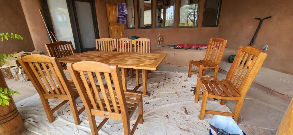 Bend OR, Santa Fe County NM, Glorieta NM, Pecos NM, Rowe NM, Ilfeld NM, San Jose NM, Serafina NM, Tecolote NM, Las Vegas NM, Cañoncito NM, Cañada de los Alamos NM, Santa Fe NM, Agua Fria NM, La Cienega NM, Algodones NM, Santa Ana Pueblo NM, Bernalillo NM, Rio Rancho NM, North Valley NM, Albuquerque NM, Interior Painting, Exterior Painting, Small Commercial, Staining, Women - Owned Painting Company, Painting, Interior Painting, Exterior Painting, Residential Painting, Mural Artist, Mural Painting, Staining, Deck Staining, Railing Staining, Cabinet Staining, Trim Staining, Specialty Painting, Furniture Painting, Furniture Staining, Furniture Oiling, Furniture Refurbishment, Small Commercial Painting, New Build Painting, New Construction Painting