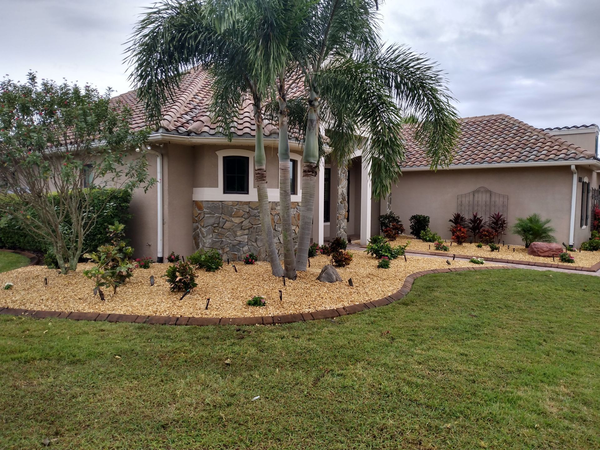 Florida-friendly landscape plan design