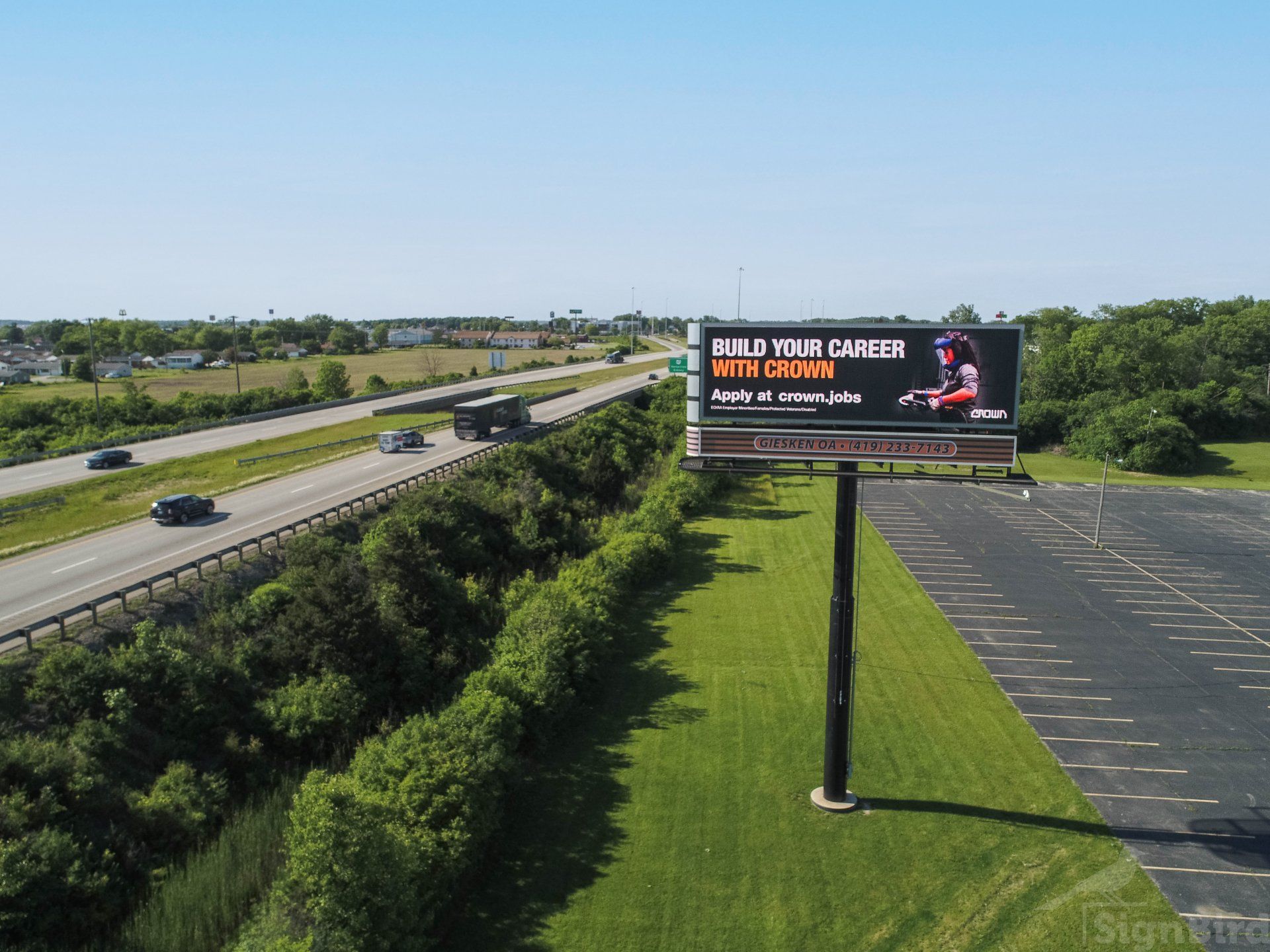 Bluffton, Ohio outdoor advertising on billboards