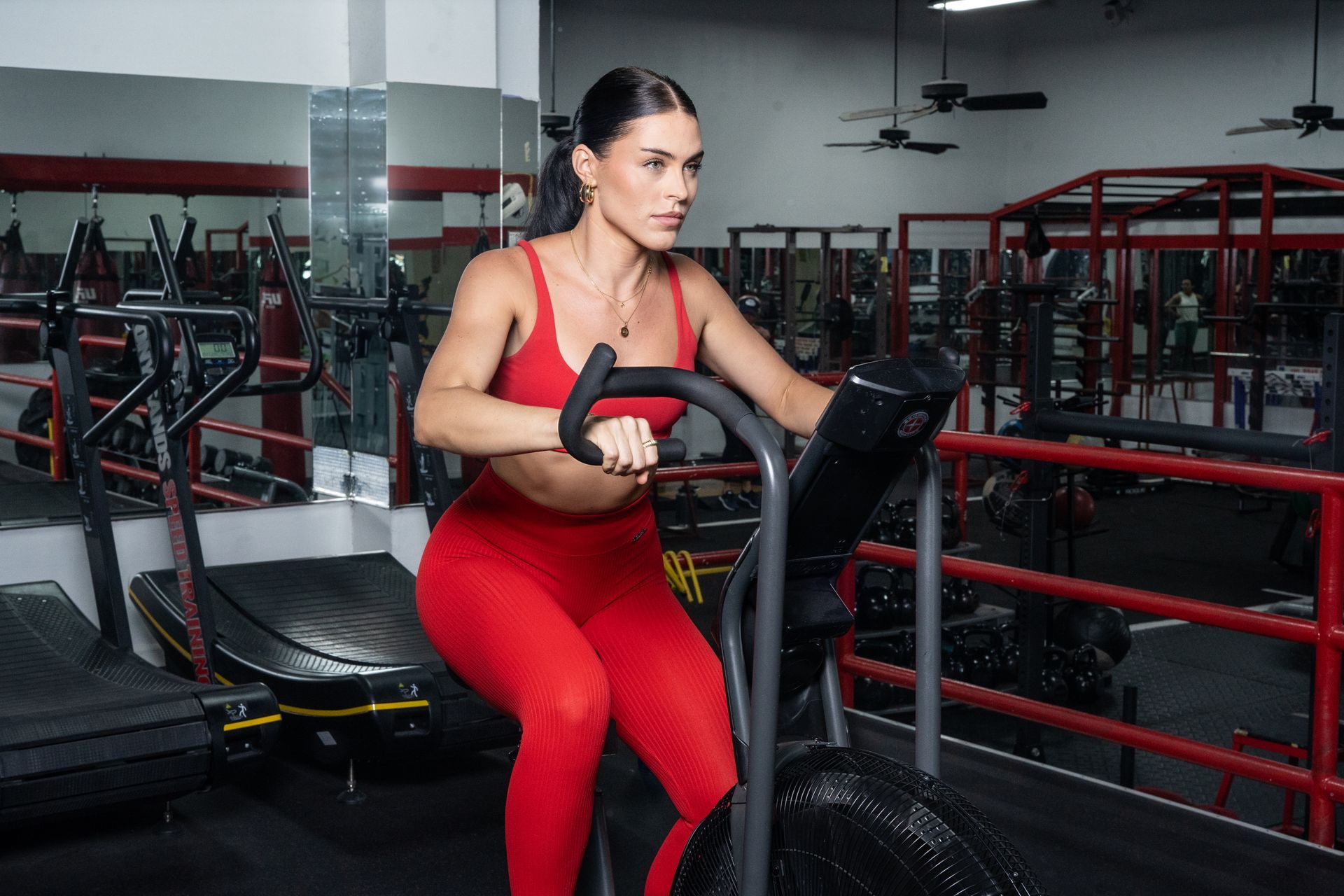 Facilities at Apex Gym | Elite Equipment, Recovery Zones & More in Oakland Park