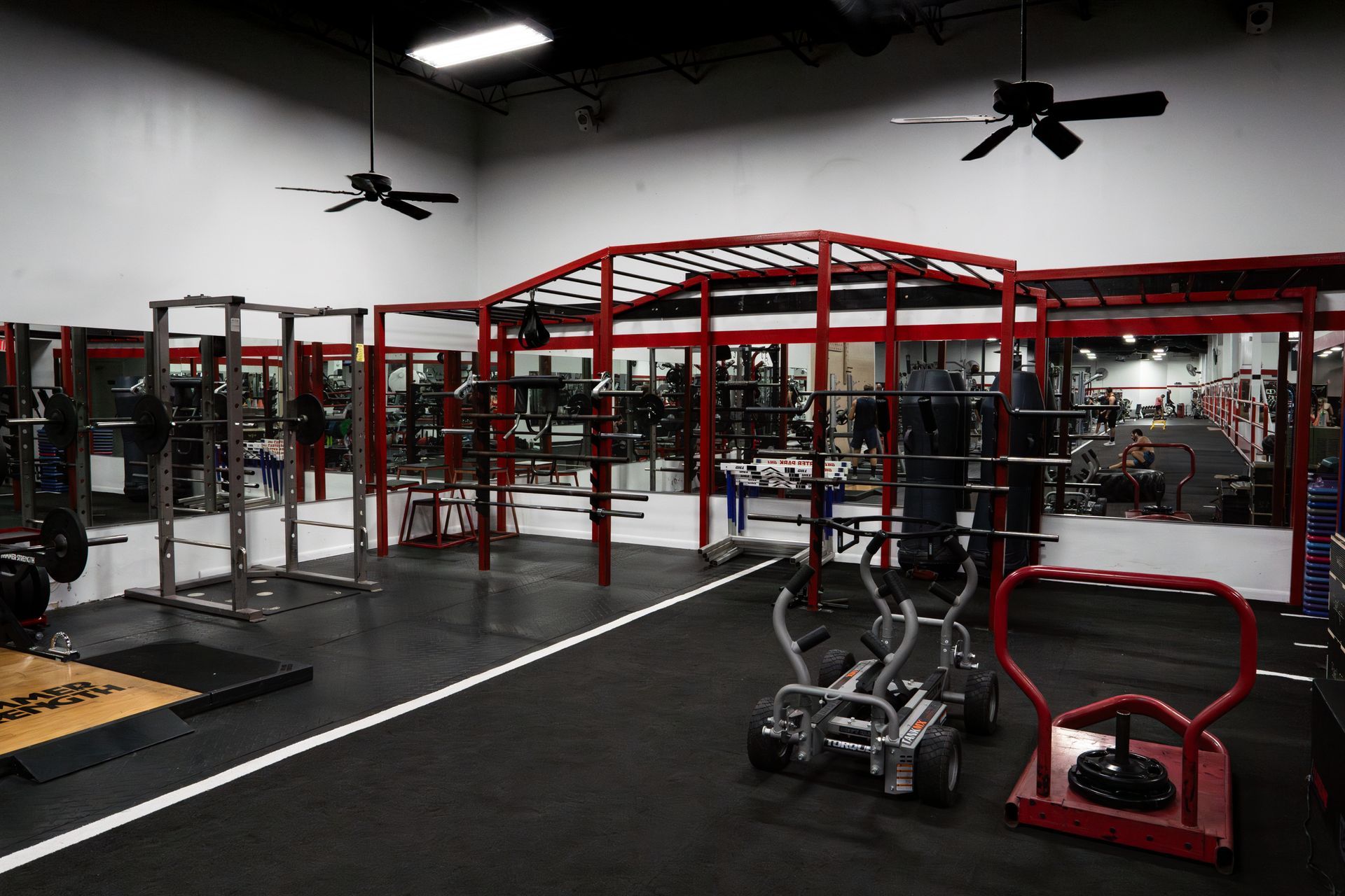 Facilities at Apex Gym | Elite Equipment, Recovery Zones & More in Oakland Park