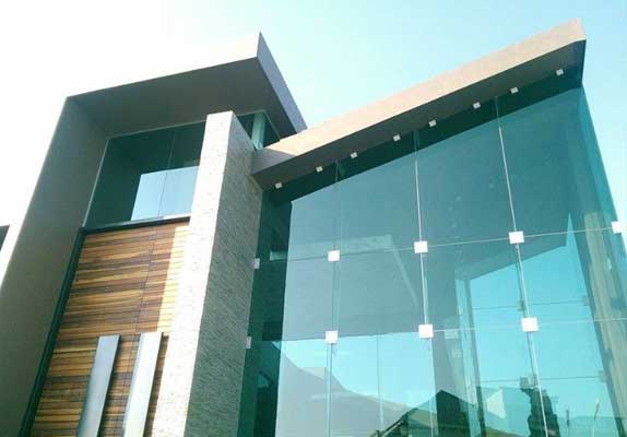 VENTANAS Y PUERTAS TÉRMICAS - CRISTAL PARA FACHADAS