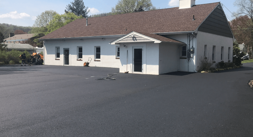 White Home — Wayne, NJ — R. Williams Paving LLC